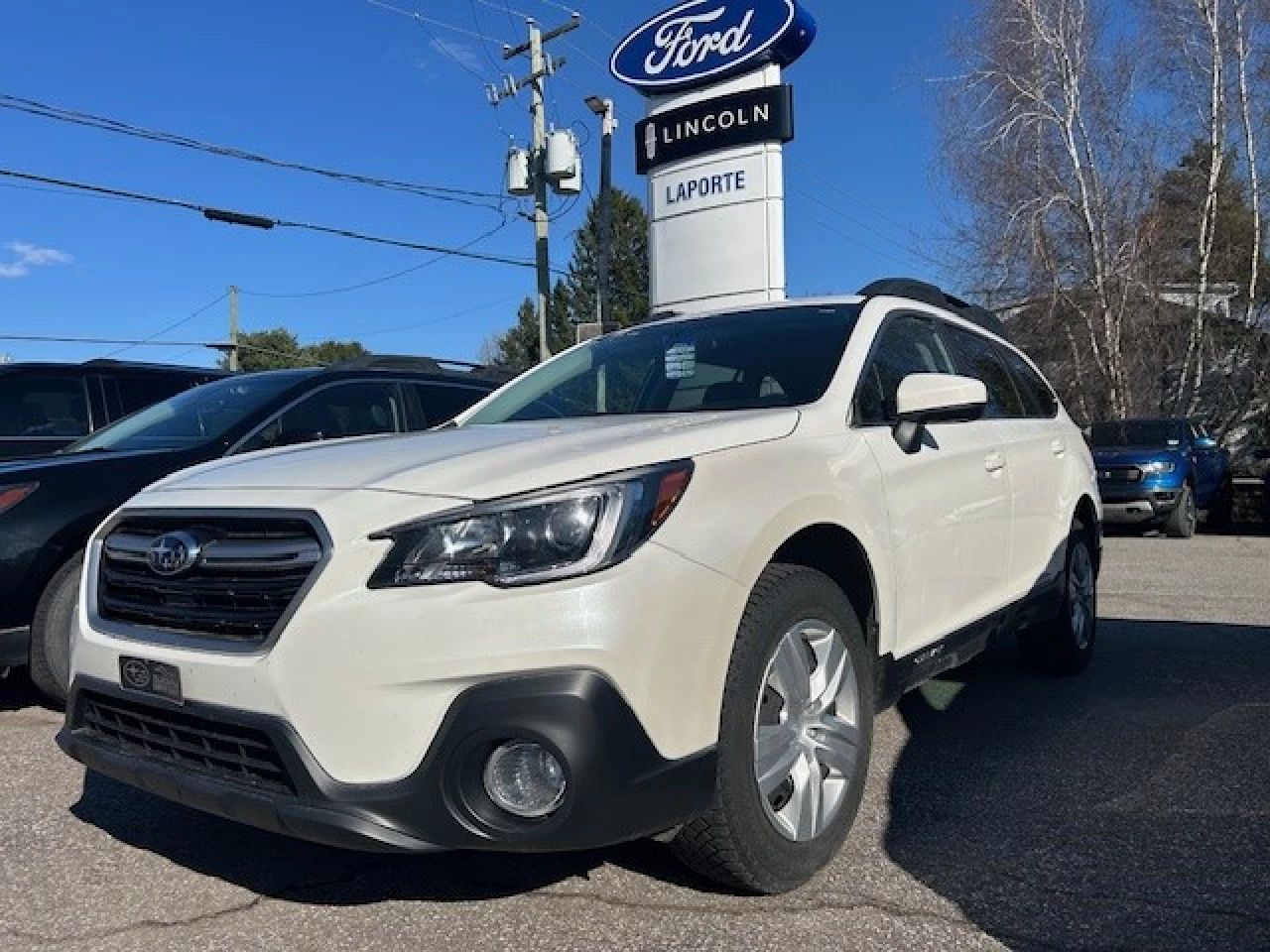 2019 Subaru Outback 2.5i Main Image