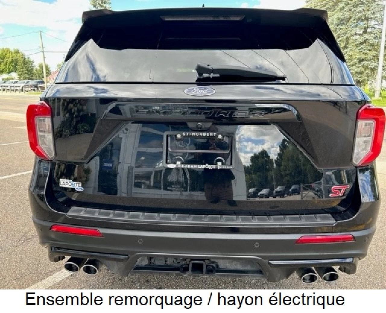 2022 Ford Explorer ST Image principale