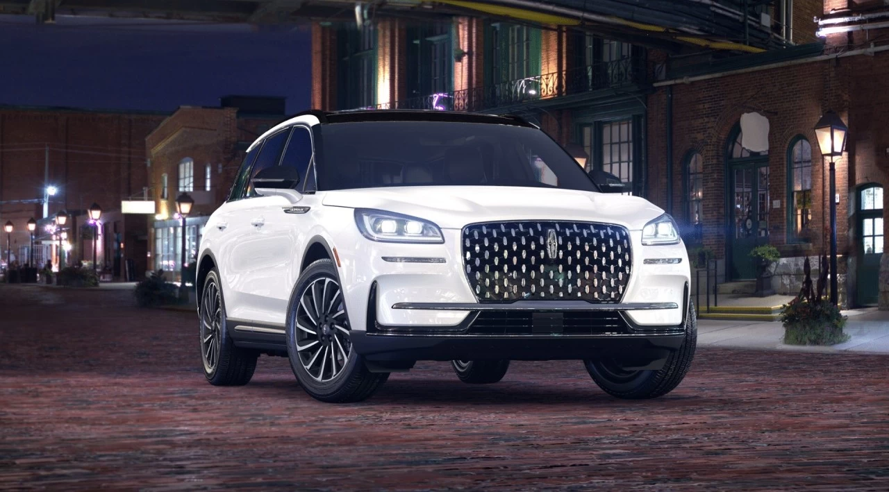 2025 Lincoln Corsair Resreve AWD Main Image