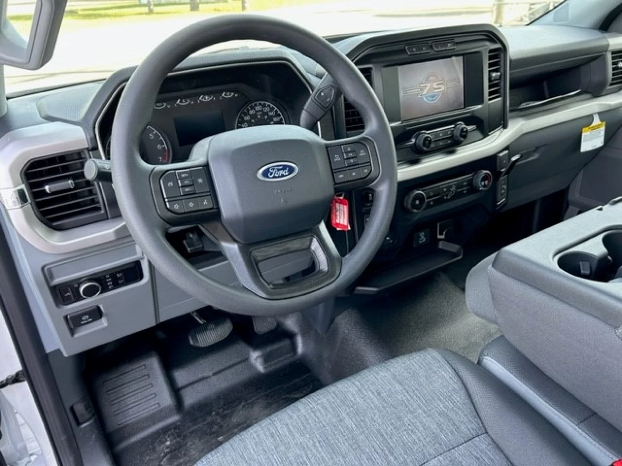 2023 Ford F-150 XL Main Image
