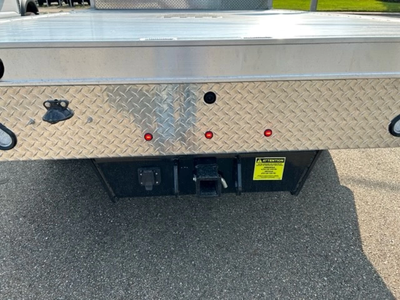 2023 Ford Super Duty F-550 DRW XLT Main Image